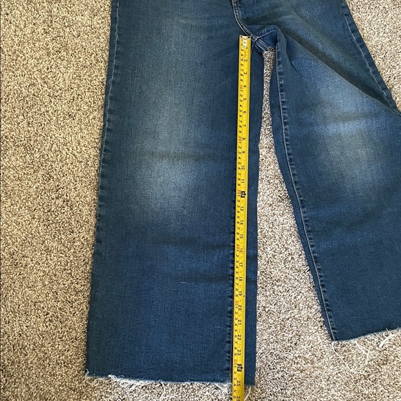 Banana Republic High-rise Wide Leg Crop Jean - Picture 4 of 6